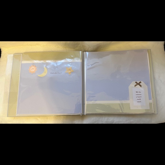 ⭐️NWT! Beautiful photo album! - Picture 3 of 4